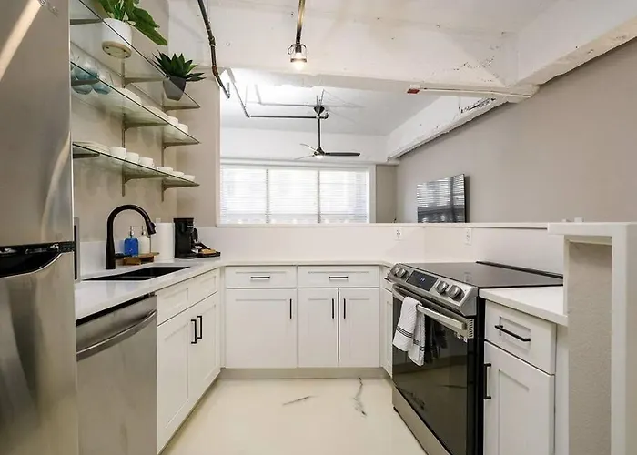 Downtown Memphis Luxury Condo
