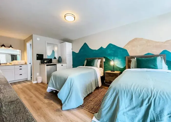 Mountain Room At The Trailblazer Unit 16