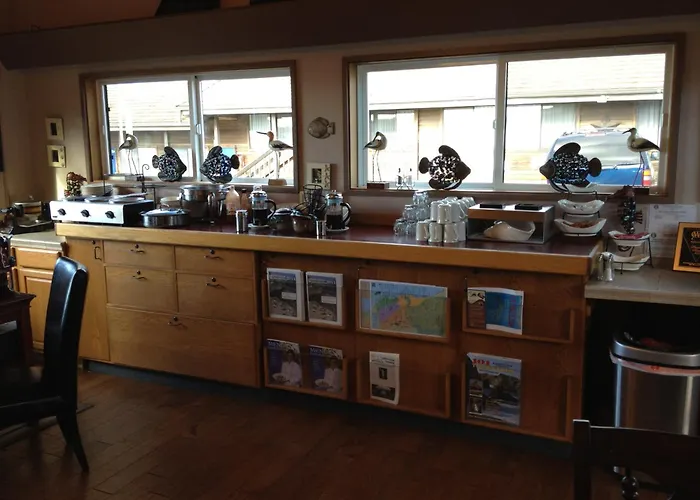 Gualala Surf Inn On The Ocean Bluff