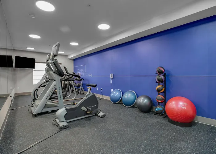Holiday Inn Express Hotel & Suites Portland - Jantzen Beach By Ihg