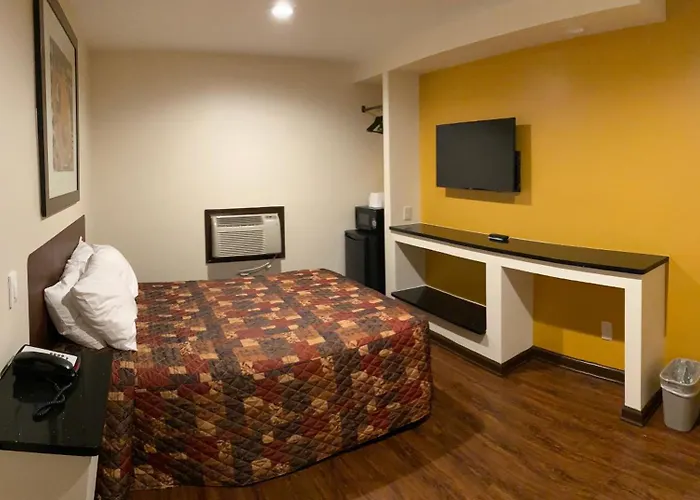 Budget Inn