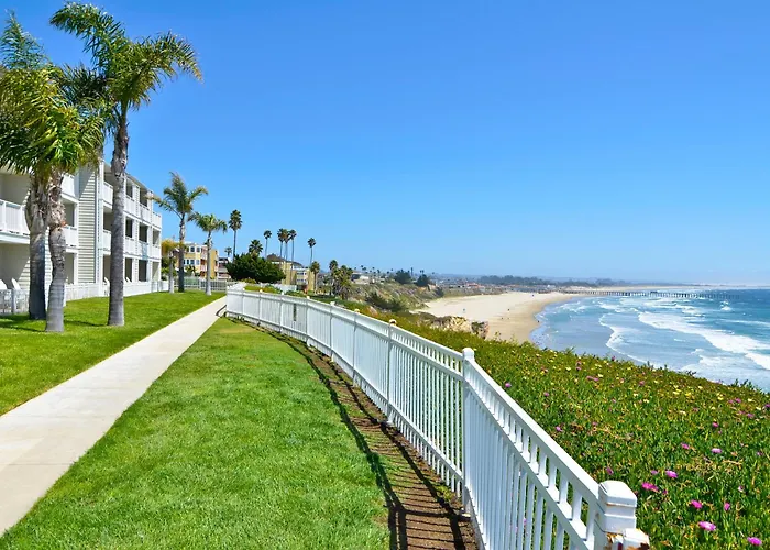 Pismo Lighthouse Suites