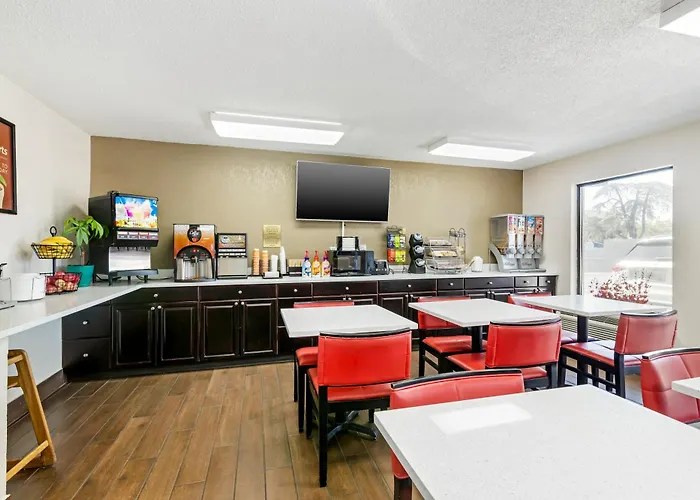 Econo Lodge Augusta, Downtown