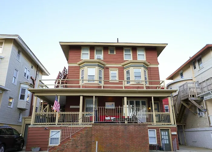 North Beach Hotel