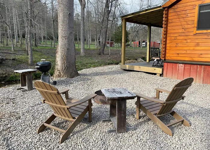 Cobb Creek Cabins