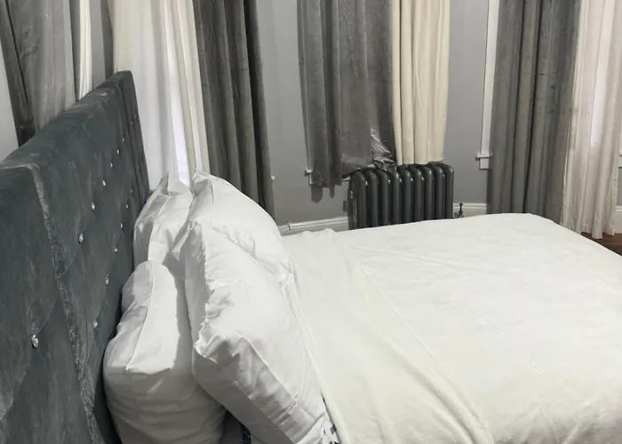 Fearlessrose Vacation Rental 198