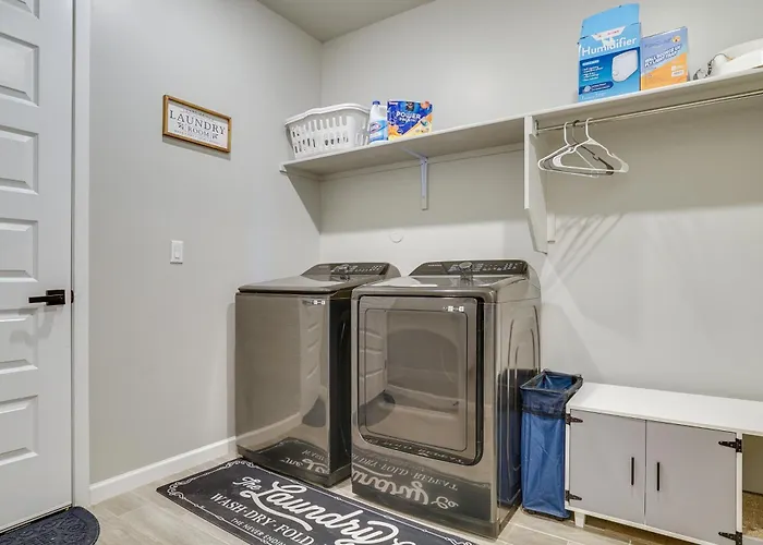 Las Cruces Home Rental W/ Organ Mountain Views!