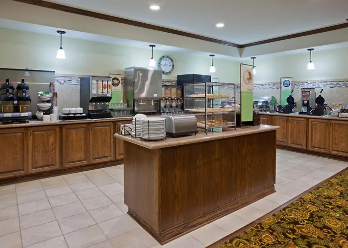 Country Inn & Suites By Radisson, Minot, Nd