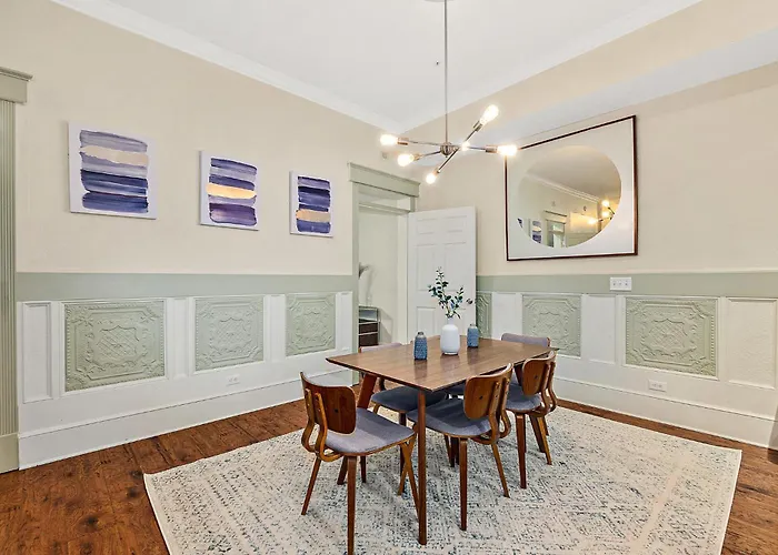 The Ray- 1St Floor Charming Condo- Walk To Downtown