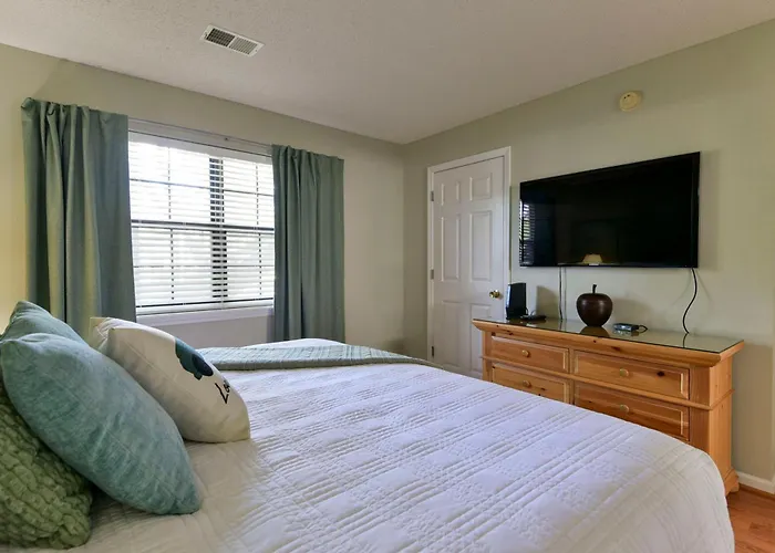 Beautiful Condos At Thousand Hills-Heart Of Branson-Spacious And Affordable