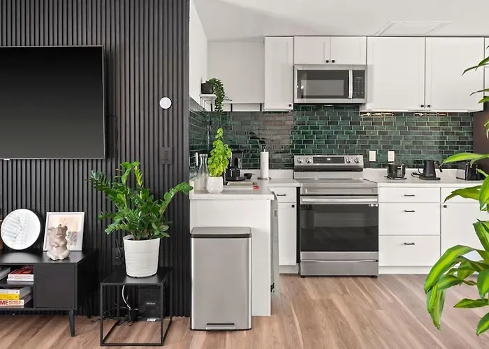 Brand New 2Bed In Bonita'S Heart With Superb Patio And Garden