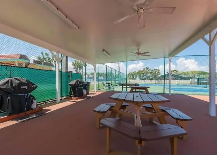 Pelican Inlet-Cozy Beach Condo!