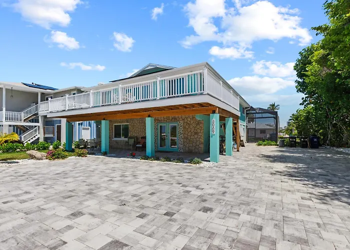 Heated Pool Home Steps To The Beach