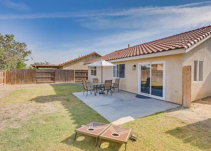 Bakersfield Home W/ Pool Table, Cornhole + More!