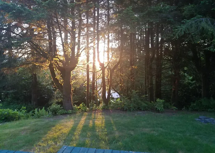 Clallam Bay Hidefaraway 2 Bedrooms Queen And Full