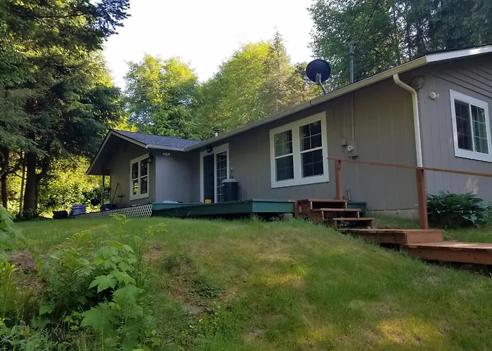 Clallam Bay Hidefaraway 2 Bedrooms Queen And Full