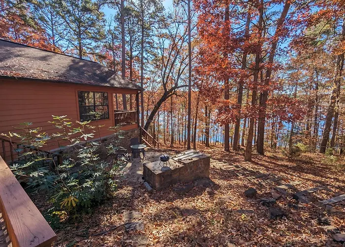 Greers Ferry Lake Cabin