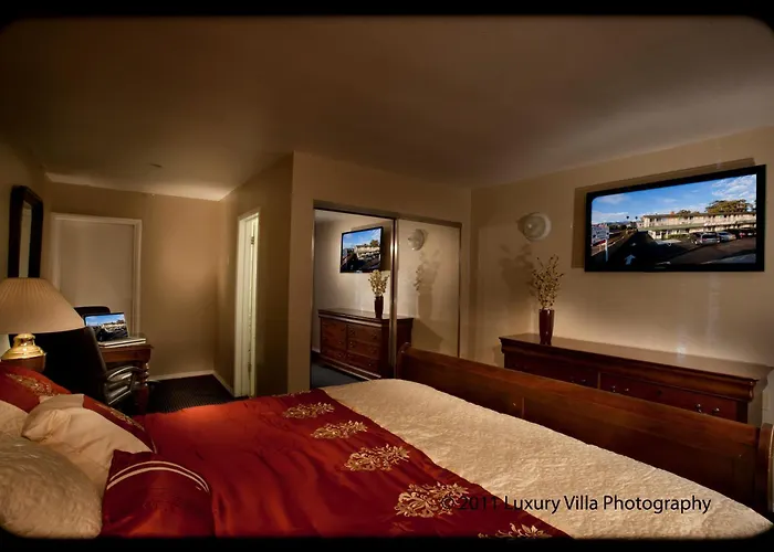 Crystal Lodge Motel