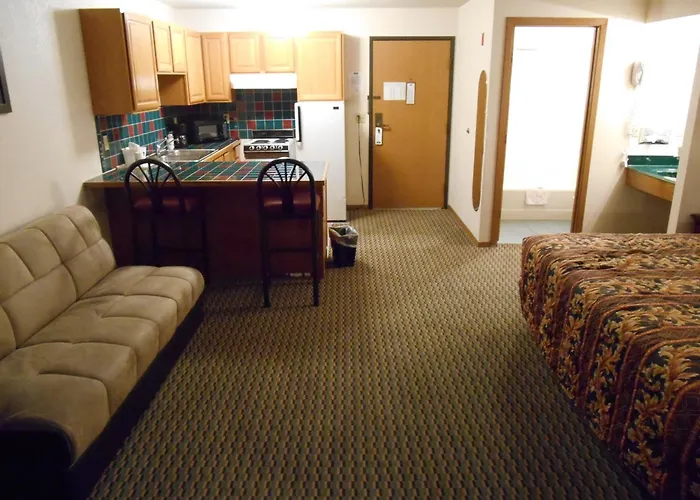 Howard Johnson By Wyndham Wichita Airport
