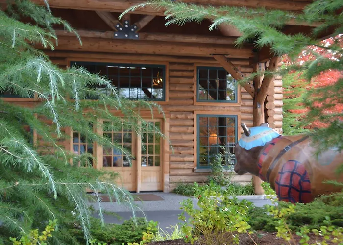 The Lodge At Riverside