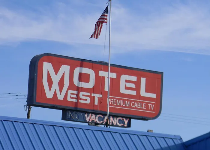 Motel West