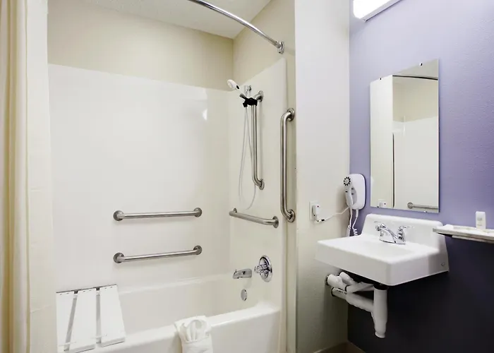 Rincon Inn And Suites