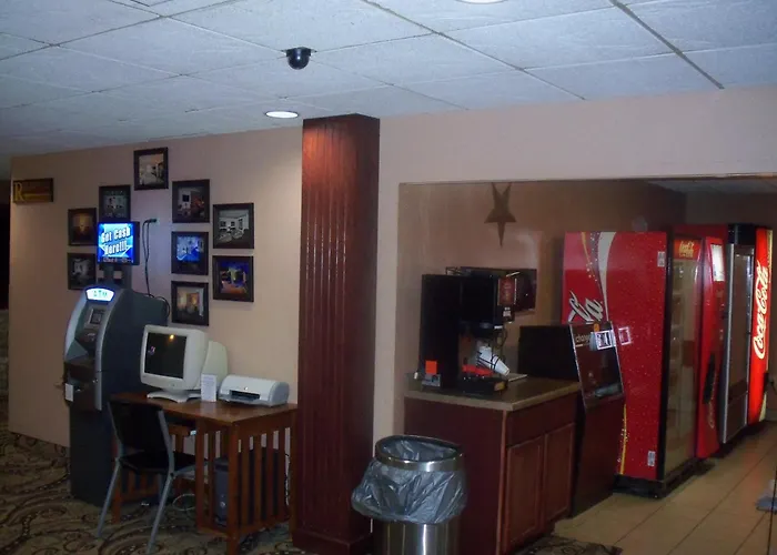 Gladstone Inn And Suites