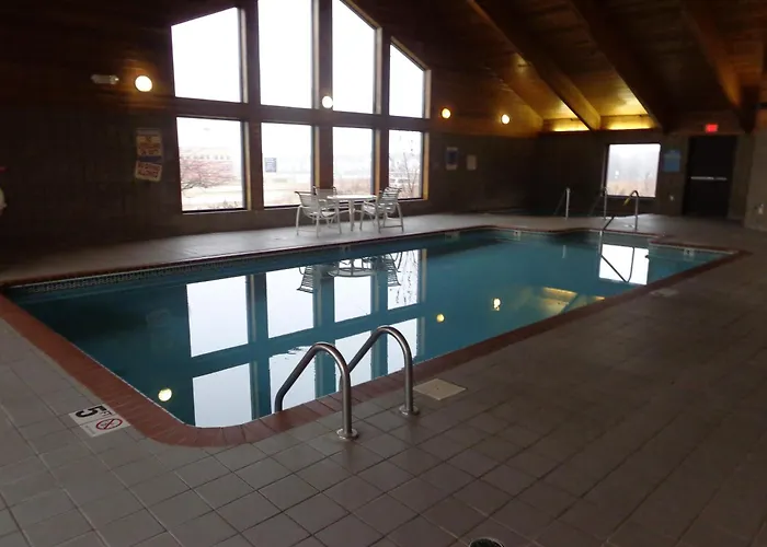 Baymont By Wyndham Coralville
