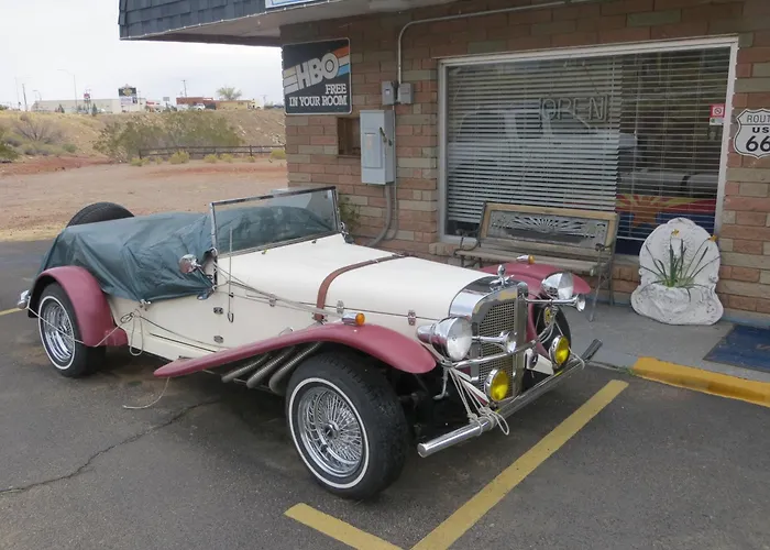 El Trovatore Motel