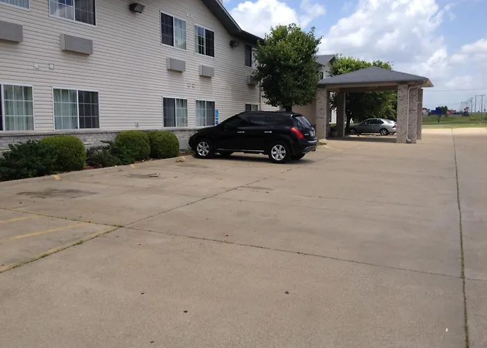 Heritage Inn & Suites