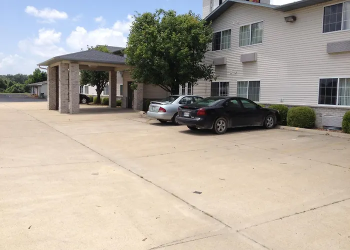 Heritage Inn & Suites