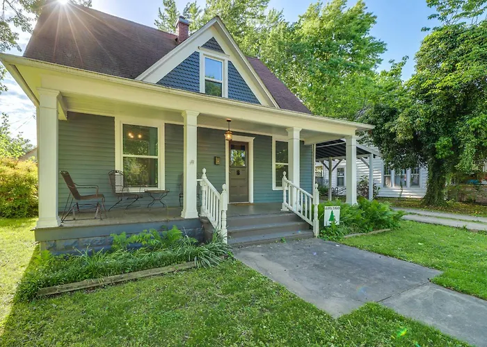 Harrison Family Home W/ Grill - Near Downtown!