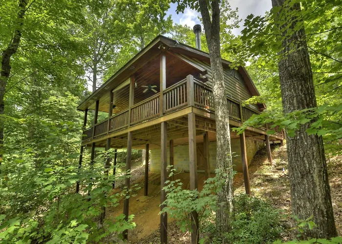 Bearfoot Ridge Wood-Burning Fireplace Cozy Hot Tub Serene Views