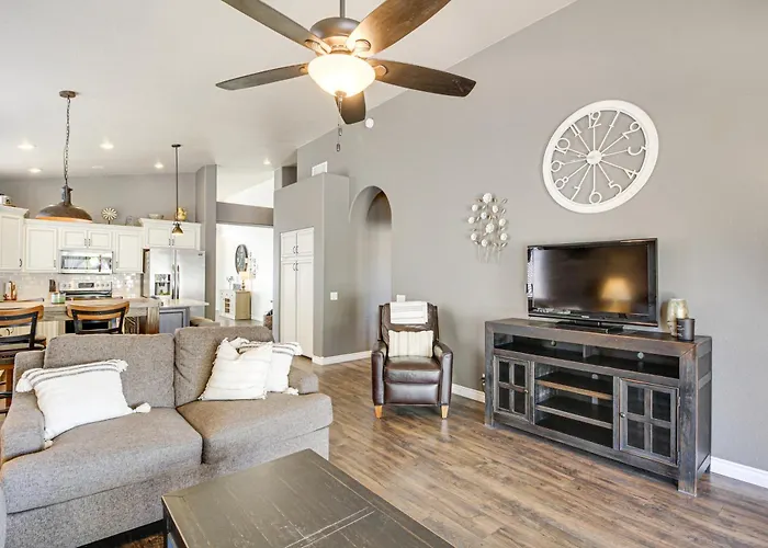 Stunning Oro Valley Home: Near Catalina State Park