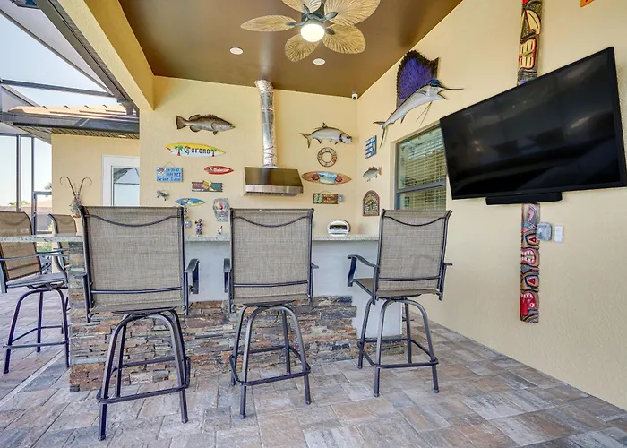 Lakefront Home W/ Private Dock In Cape Coral!