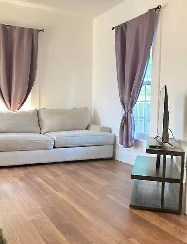 Villa Italia Welcomes You!