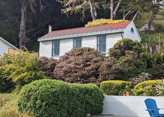 Boathouse Cottage