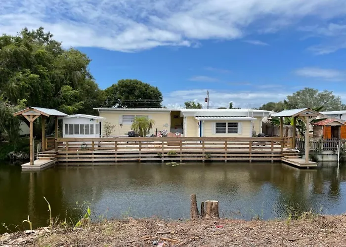 Pet Friendly | Private Dock & Direct Canal Access