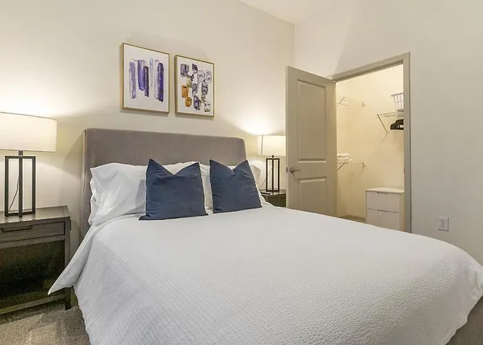 Landing Modern Apartment With Amazing Amenities