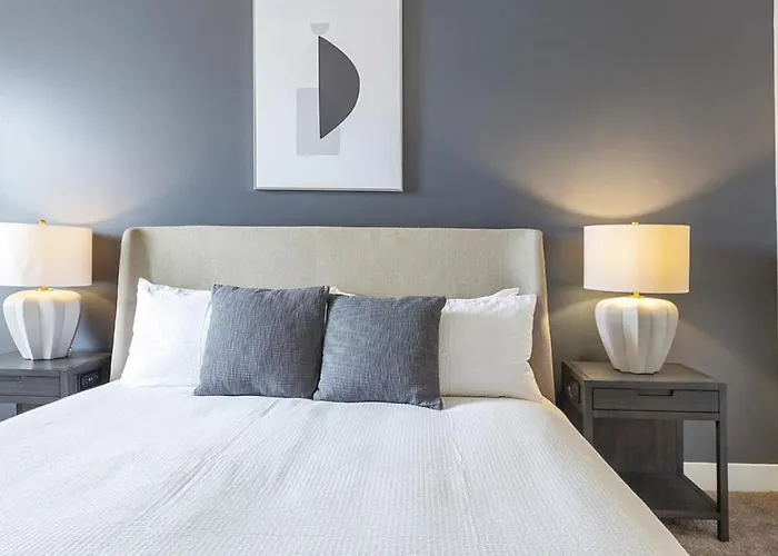 Landing Modern Apartment With Amazing Amenities