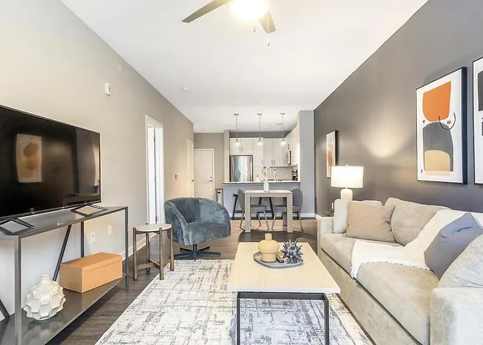 Landing Modern Apartment With Amazing Amenities