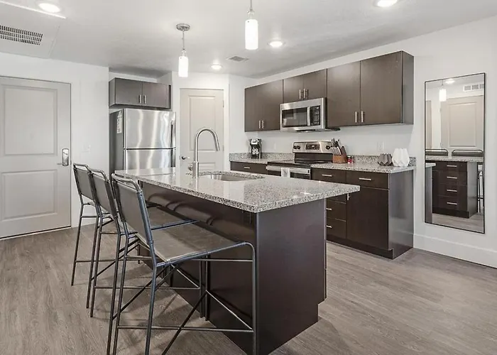 Landing Modern Apartment With Amazing Amenities