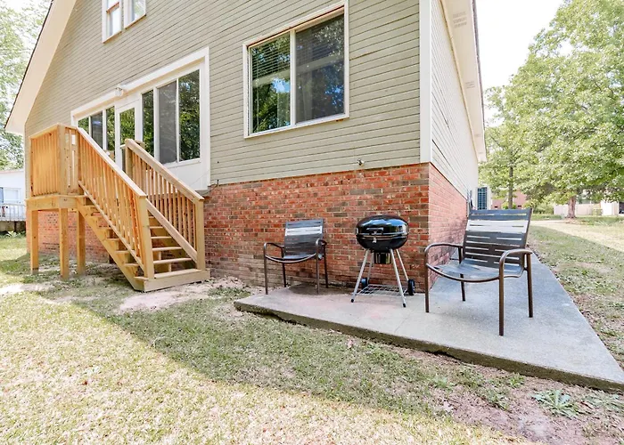 10 Mins To Lake Murray! The Dutch Creek Cottage