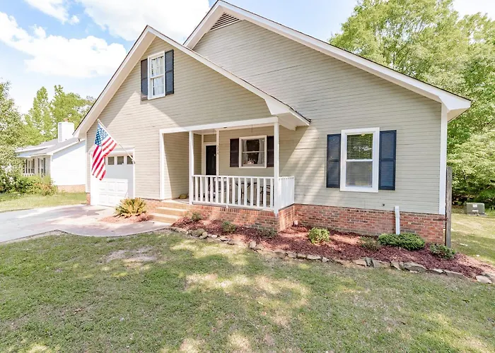 10 Mins To Lake Murray! The Dutch Creek Cottage