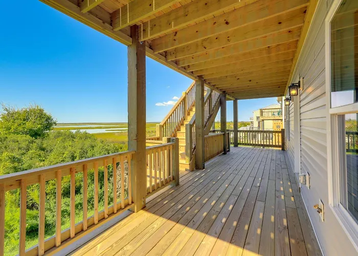 North Topsail Getaway W/ Panoramic Sound Views!
