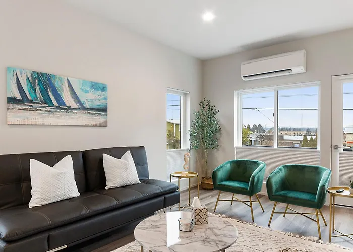Brand New Fully Updated Condo 912 In Anacortes