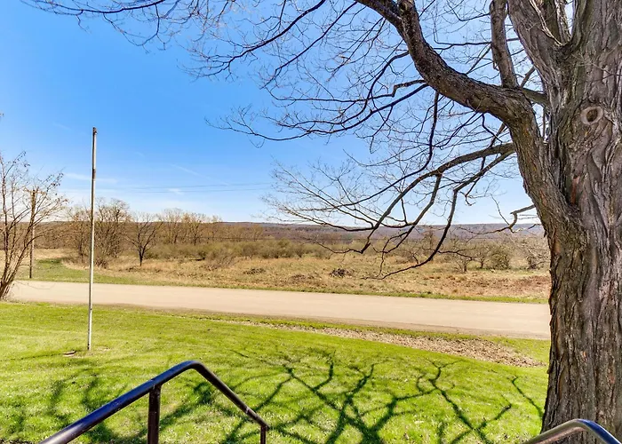 Cozy Conesus Vacation Rental Near Wineries & Lake!