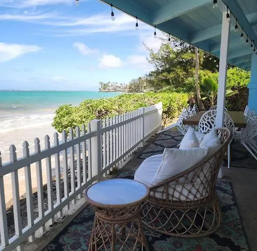 Moeʻuhane Kai Beach Front Home