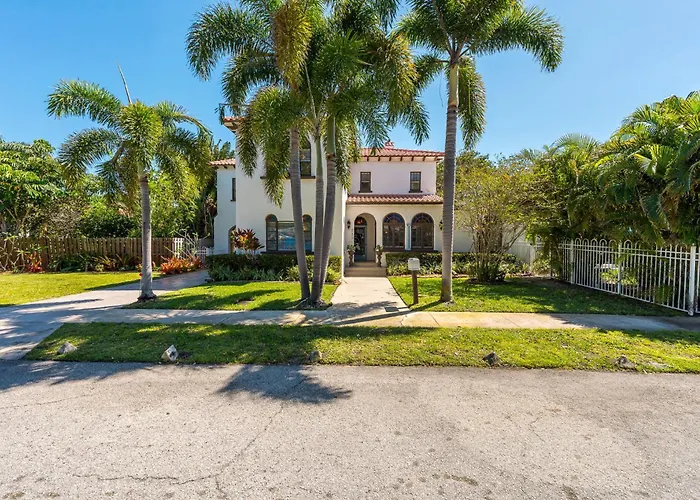 Birds Of Paradise - Historic Spanish Estate
