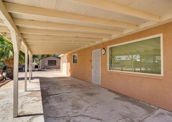 Riverfront Bullhead City Home W/ Mountain Views!